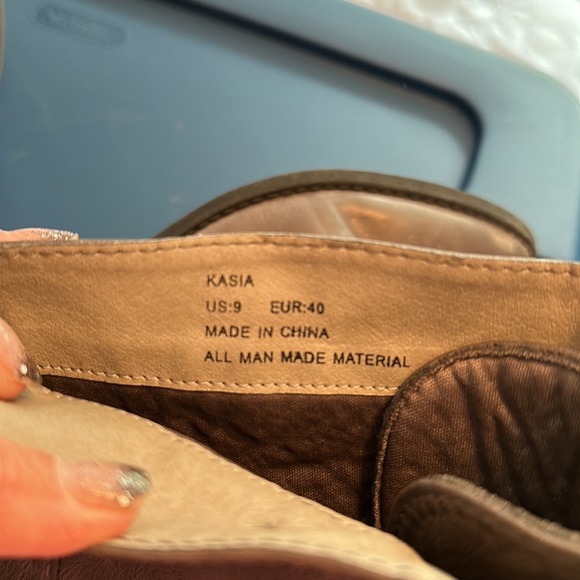 Over the knee gray boot, size 9 - Picture 7 of 7